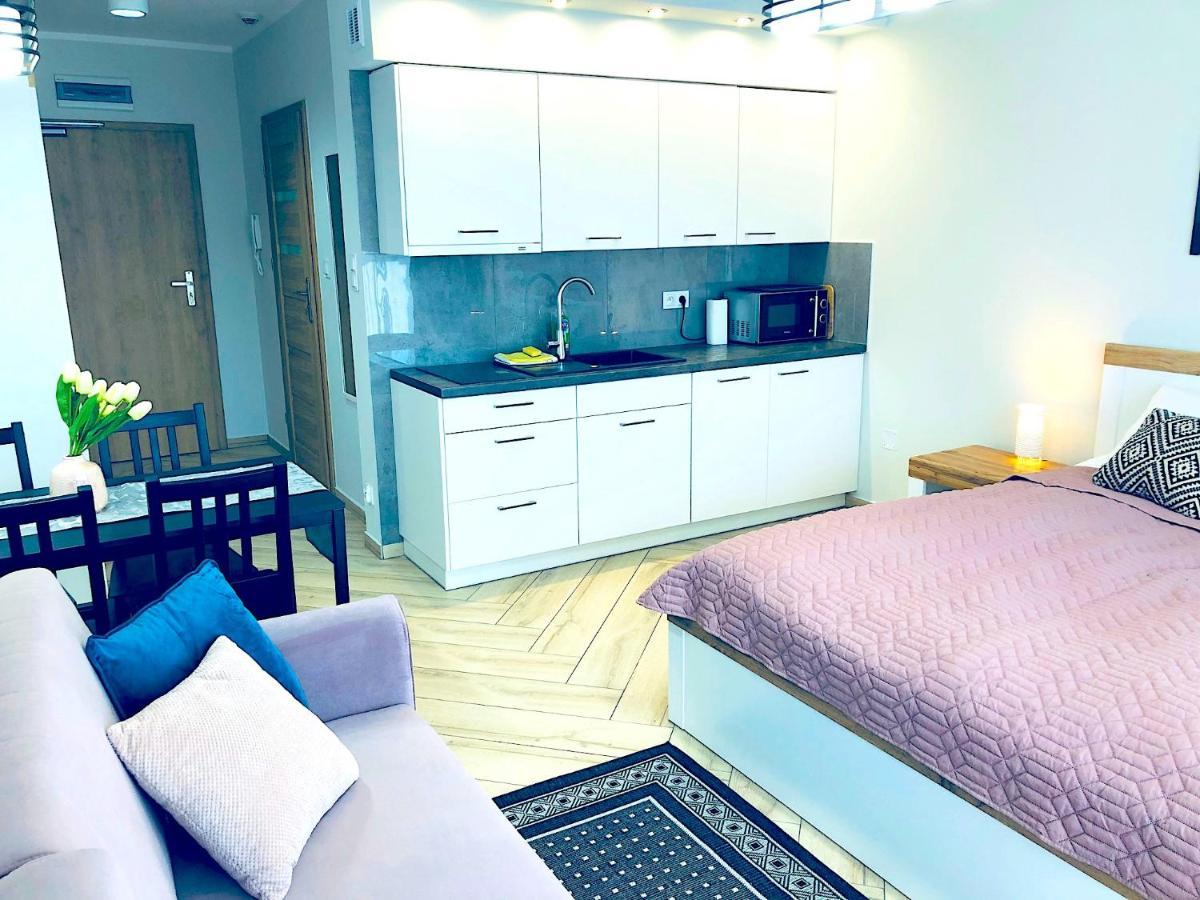 Apartament Superior Lawendowy z Tarasem Kołobrzeg Zewnętrze zdjęcie
