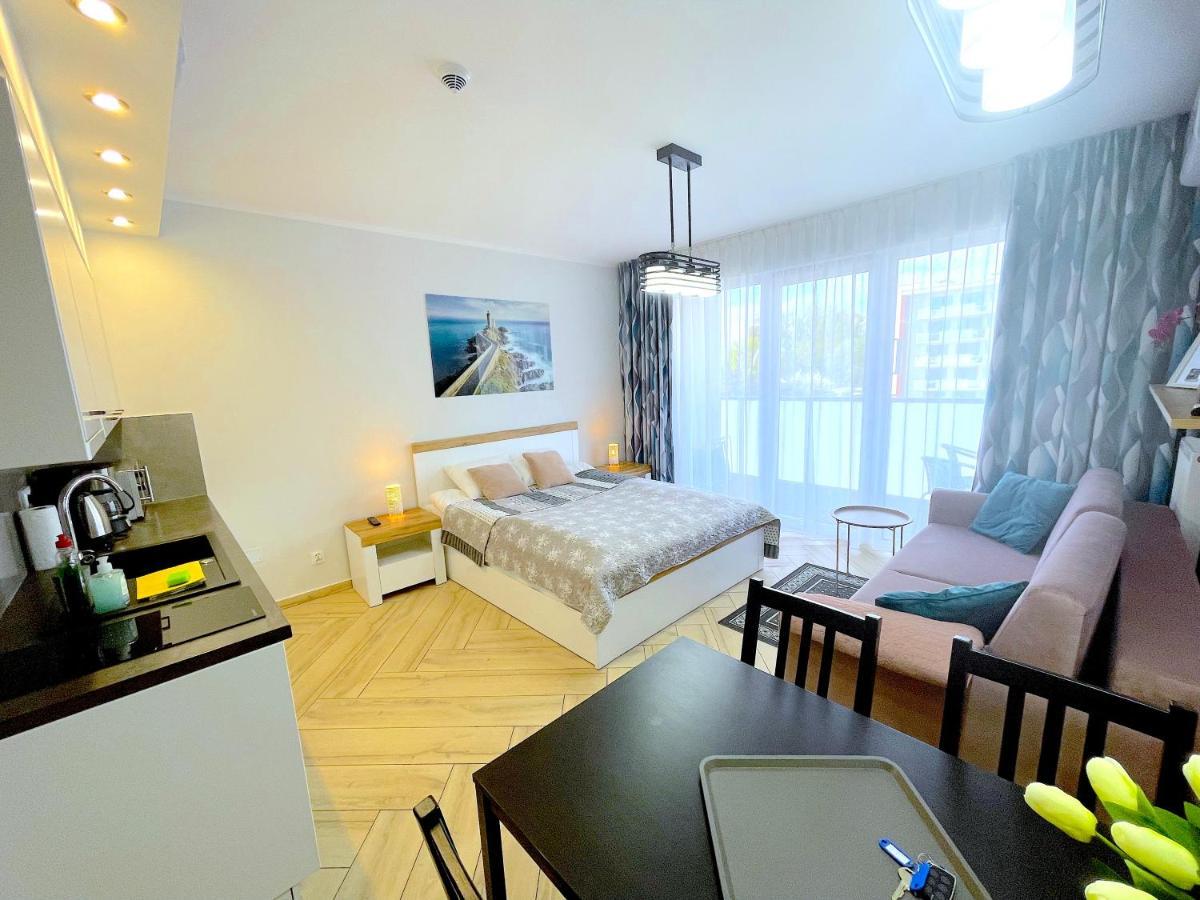 Apartament Superior Lawendowy z Tarasem Kołobrzeg Zewnętrze zdjęcie