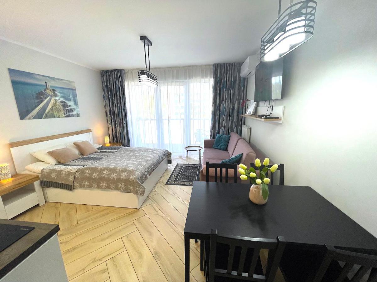 Apartament Superior Lawendowy z Tarasem Kołobrzeg Zewnętrze zdjęcie